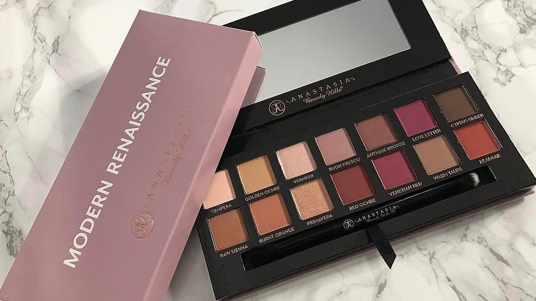 MODERN RENAISSANCE EYESHADOW MAKEUP KIT